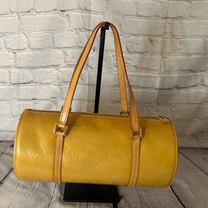 🔆SOLD🔆Authentic Louis Vuitton Bedford Vernis shoulder bag